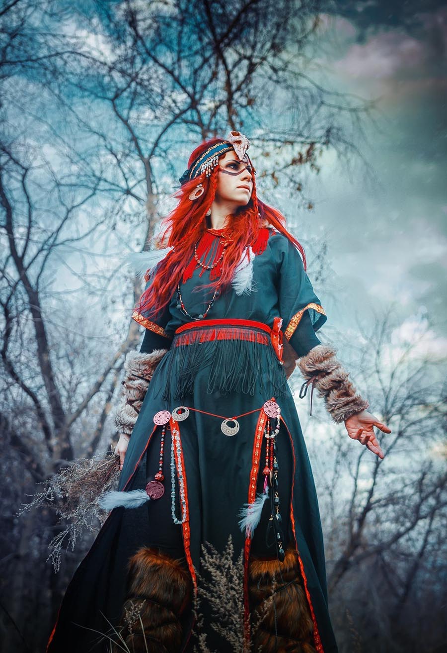 Girls in Slavic costumes underwear in Incheon